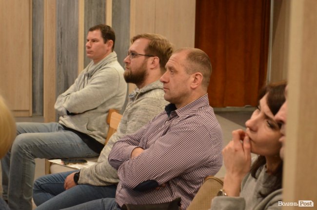 Інтерактивні уроки та жодних часових обмежень: у Луцьку презентували унікальну дистанційну школу «Оптіма»*