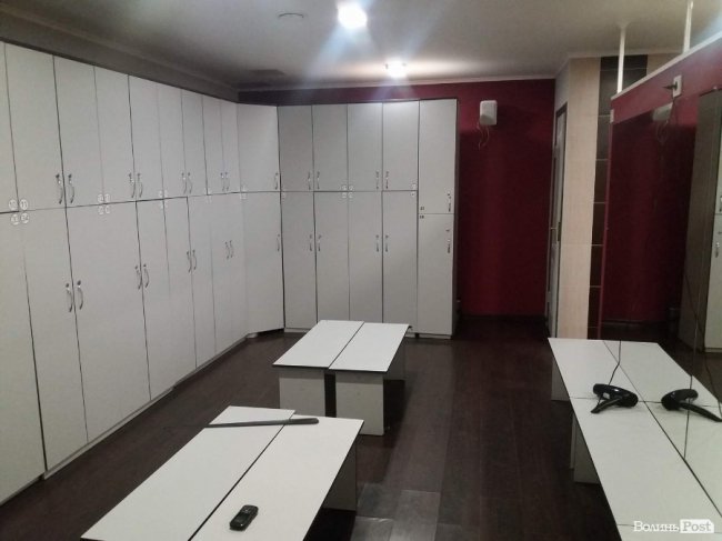 Чоловіча роздягальня