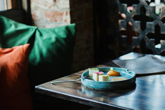 Від «Pur Pur» до «100 років тому вперед»: посуд луцької керамістки підкорив Україну