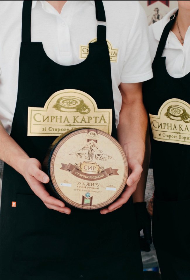  З сімейної ферми – до столу: де і чому варто купувати органічну «молочку» зі Старого Порицька. ФОТО