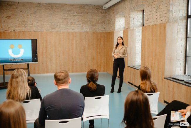 Якісна освіта, формування лідерів і щасливих людей: у Луцьку «Years» запрошує на навчання* 