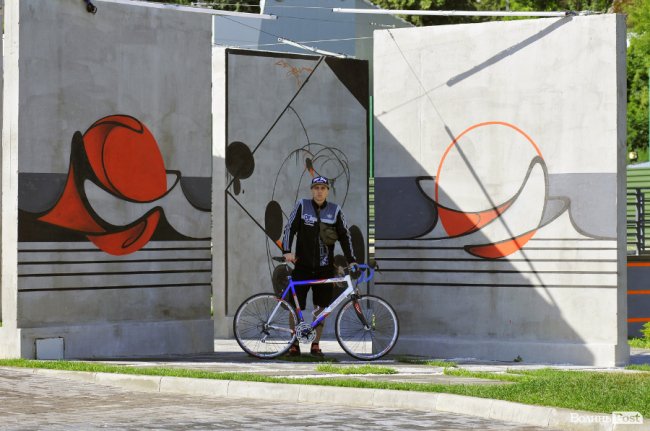 Андрій Присяжнюк - про 4/8 Gallery, культуру споживання та малюнки на будинках Луцька