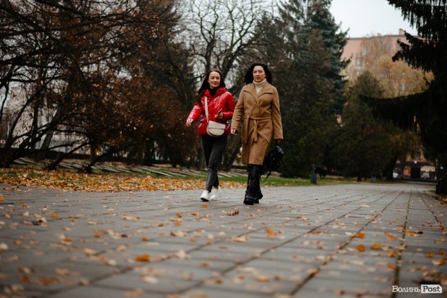 На «своїх двох»: речниця прокуратури 2 роки не їздить Луцьком ні маршрутками, ні тролейбусами