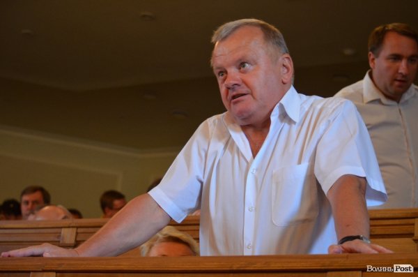 Дорогі й не дуже депутати місцевих рад