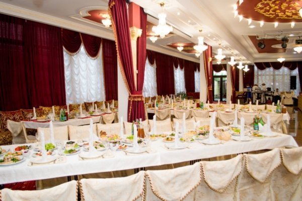 Де святкувати Новий Рік у Луцьку: «Мелодія» кличе на казкове свято*