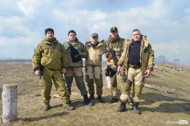 Важко в навчанні – легко в бою: на Волині - «вогневий» вишкіл загонів тероборони
