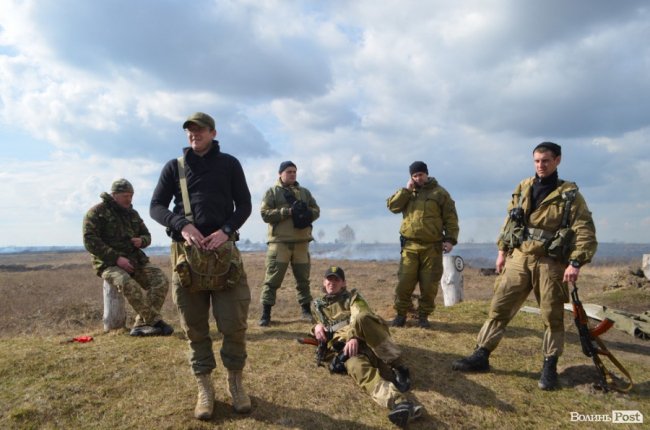 Важко в навчанні – легко в бою: на Волині - «вогневий» вишкіл загонів тероборони