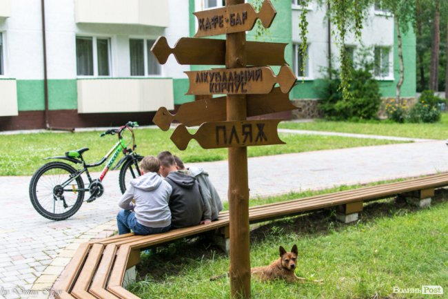 Як на Волині атовців звільняють від болю мистецтвом