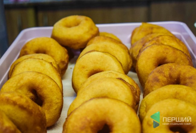 Як колишній поліцейський почав продавати пончики у Луцьку. ФОТО