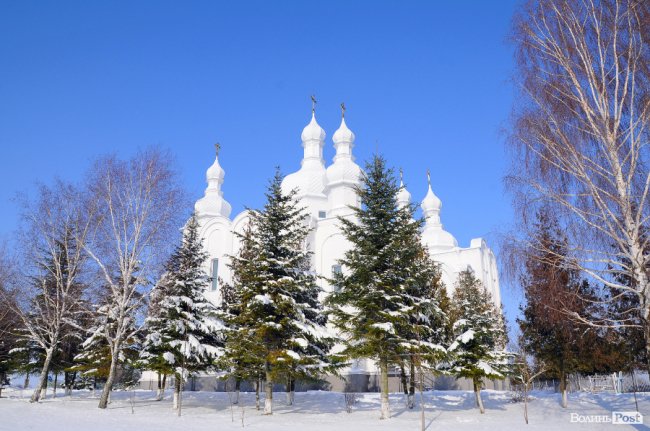 Церква в селі Ратнів