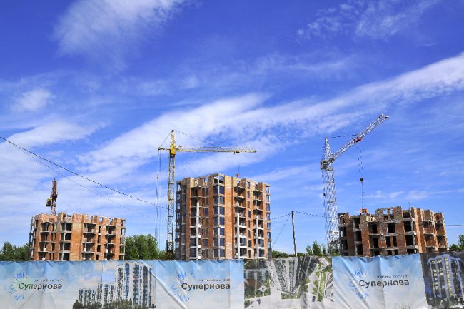 Будівництво в розпалі