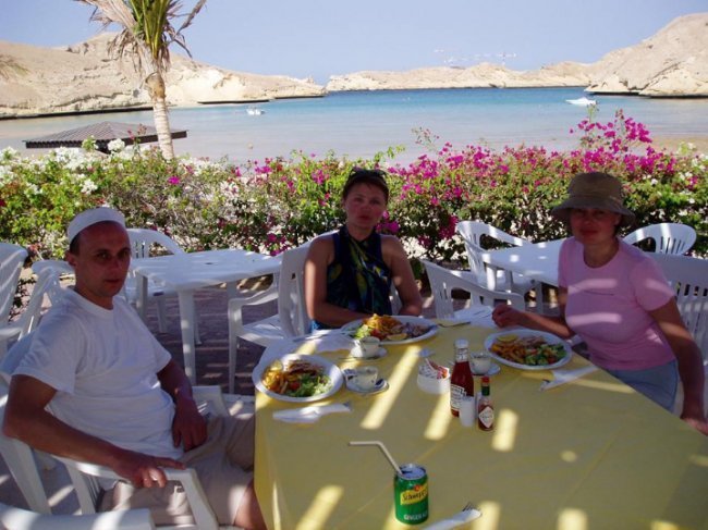 «Нотатки мандрівника» Ольги Дорошенко: Летіли в Таїланд – опинилися в Катарі