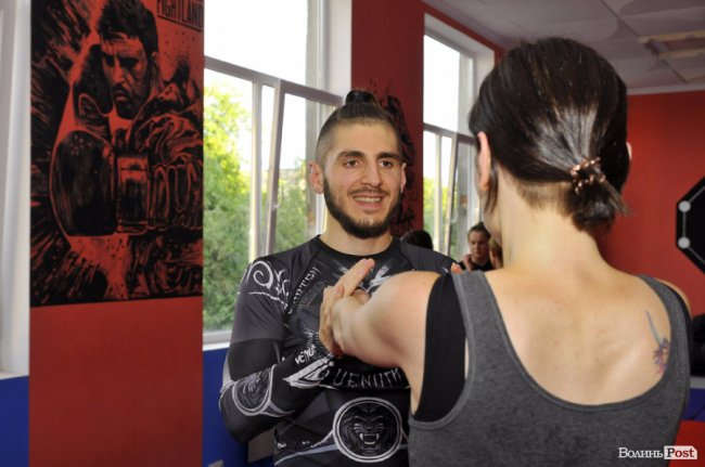 «ЛедіЛегіон»: «бої без правил» для жінок