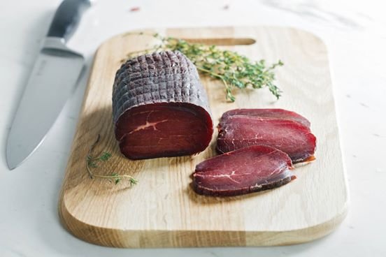 Унікальні смаки і ніякої «хімії»: в’ялене м’ясо для справжніх гурманів від «Волинського ексклюзиву»*