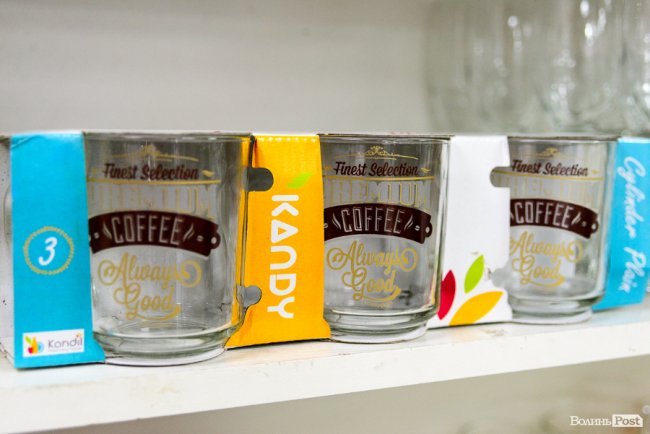 Весь товар по 20 гривень: в чому секрет мережі таких магазинів у Луцьку 