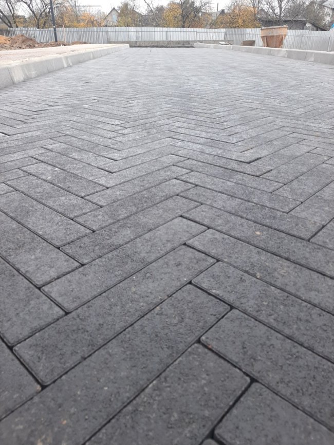 Красиво, надійно і якісно – як у ЖК «StyleUP» облаштовують територію. ФОТО*