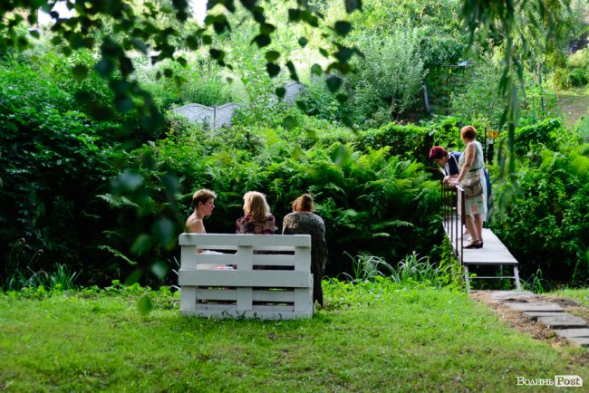 Смачна їжа у неймовірному місці: у Луцьку відкрили екокафе вірменської кухні* 