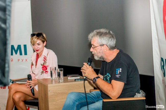 ЦИТАТНИК АНДРІЯ КУЛИКОВА: Ніколи не обмежуйтеся читанням заголовка