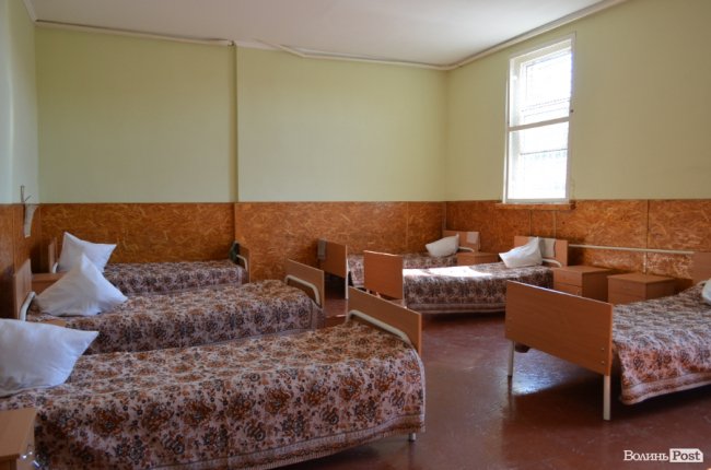 Замок божевілля і Невідомий №3: життя за стінами олицької психлікарні