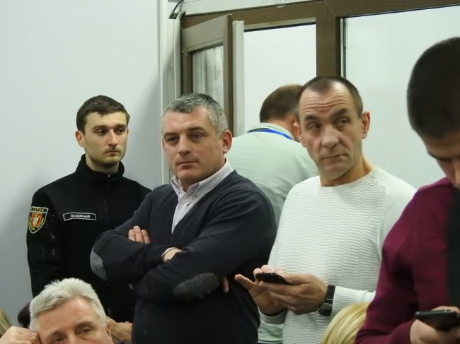 Що робили Балабеники «з гарячих 90-тих» на скандальній сесії Луцькради