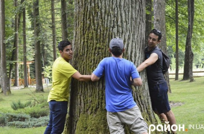 «Нам приємно, якщо гості їдуть з усмішками», – керівник Воротнівського молодіжного центру Валентина Юхимчук