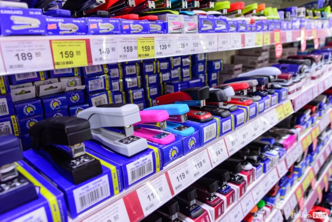 Усе для школи, офісу і творчості – в одному місці: що, як і за скільки в магазині «Офіс Центр» у Луцьку*