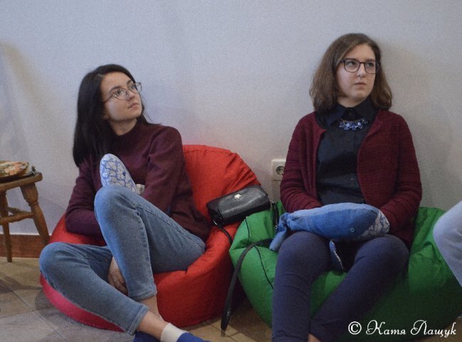 Екстраверти, інтроверти, інтуїти, сенсорики: хто це такі та що з ними робити