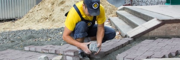 Бруківка в Луцьку: де купувати і чому*