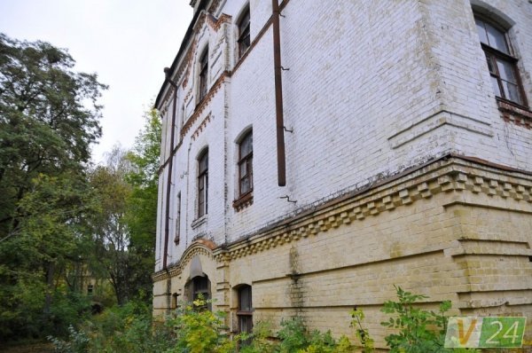 На руїнах слави