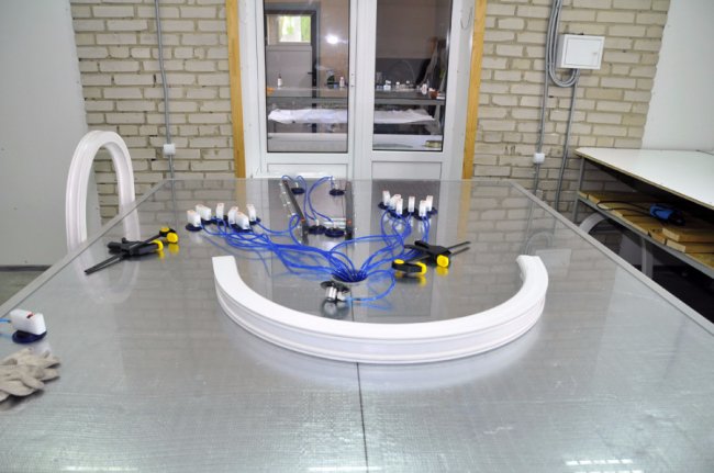 У цеху нестандартних виробів можуть зробити вікно будь-якої форми