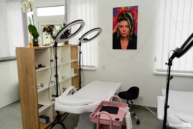 Молодість та краса: у Луцьку б’юті-студія надає інноваційні послуги для жінок*