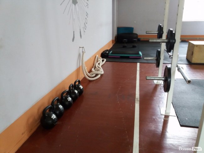 «ІнспекторGym». «Лідер»:  дерев'яна підлога та відповідальний тренер