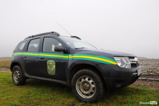 Нічні погоні та браконьєри: як працює лісова рейдова група. ФОТО