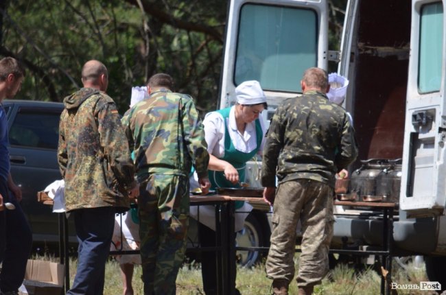 Патріоти краю і країни: як у лісах Волині тренуються загони тероборони