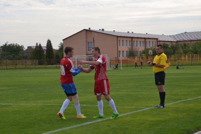 ФК «Волинь АТО»: як бійці у футбол грають