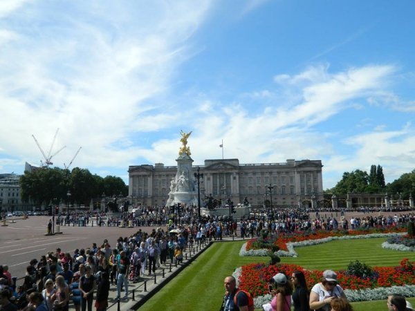 «Нотатки мандрівника» Олександра Лазуки: англійський гумор, закриті люди та стресовий графік