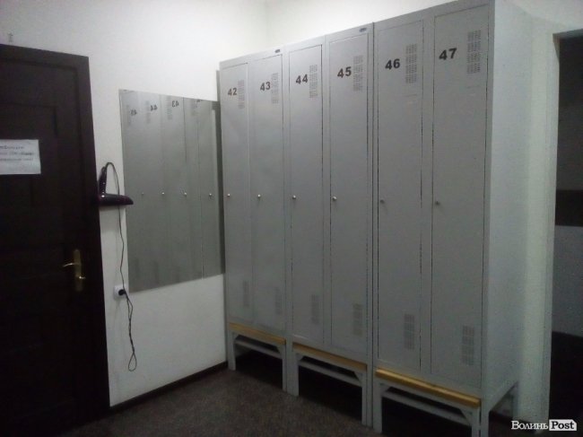 «ІнспекторGym». «Лідер»:  дерев'яна підлога та відповідальний тренер