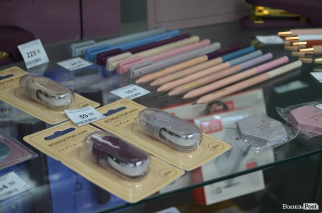 Ідеї подарунків під подушку від магазинів «Офіс Центр»*