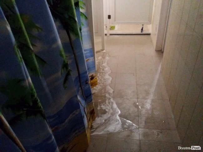 «ІнспекторGym». «Sportclub Pumper»: темнота й обгоріла кімната