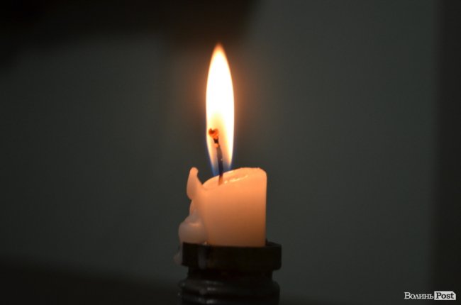 «У 22 роки я був в обісцяних штанах»: як товариство анонімних алкоголіків у Луцьку дає шанс на друге життя 