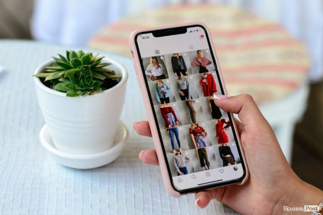 Бренди серед дрантя: як лучанка заробляє, продаючи секонд-хенд в Instagram