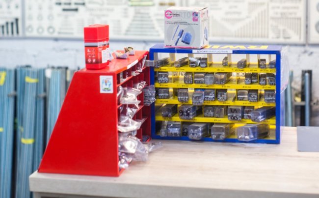 Гайки, шурупи, цвяхи: де у Луцьку можна придбати кріплення на будь-який смак та потребу