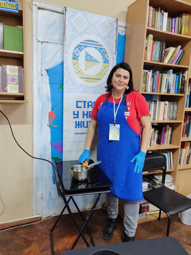 «Двічі переселенка» з Луганщини знайшла справу до душі у Луцьку