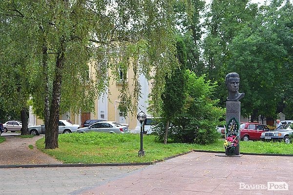 Тепер замість Сталіна - Степан Бойко