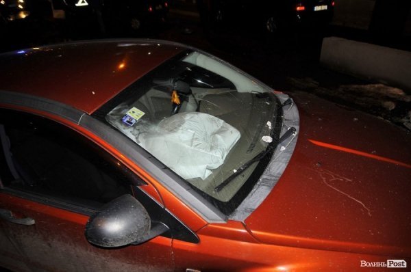 «Нічна варта»: розтрощені автівки, масова бійка і Lexus, який «доїздився»