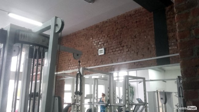 «ІнспекторGym». «Sport Time»: багато вазонів і павутиння