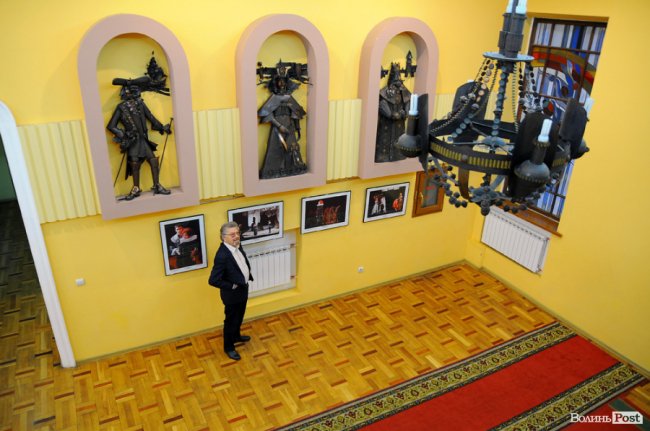 За лаштунками театру ляльок у Луцьку