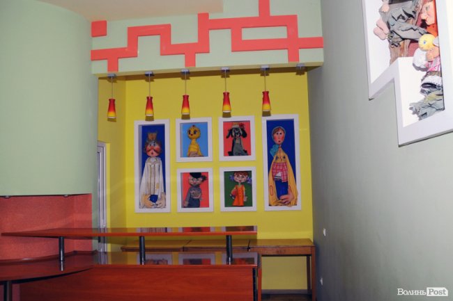 За лаштунками театру ляльок у Луцьку