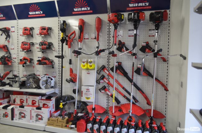 У Луцьку на Набережній відкрився перший фірмовий магазин електроінструментів Vitals*