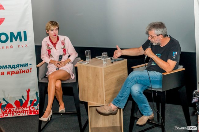 ЦИТАТНИК АНДРІЯ КУЛИКОВА: Ніколи не обмежуйтеся читанням заголовка